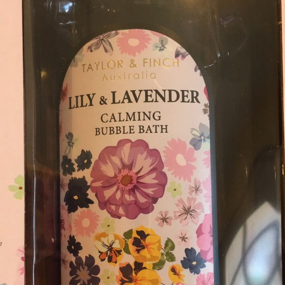 Taylor Finch Australia Pampering Bubble Bath Floral Duo NWT 2 16.9scented Bubble - Picture 4 of 16